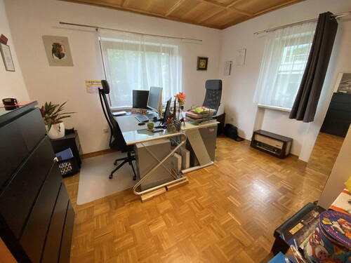 Schlafzimmer od. Büro UG - 
