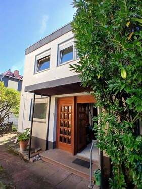 Hausansicht Eingang - 