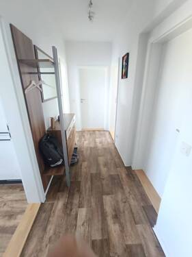Flur.jpeg - 3 Zimmer Etagenwohnung zur Miete in Coswig (Anhalt)