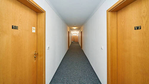 OG_Flur_zu_Gästezimmern - 