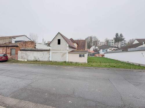 Zufahrt zum Haus.jpg - 6 Zimmer Einfamilienhaus zum Kaufen in Reinheim