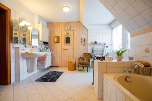Vollbad mit Sauna - 