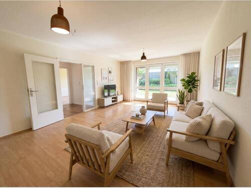 Wohn- und Esszimmer - digitales Staging - 