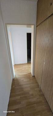 Diele, Bild 2 mit Einbauschrank - 
