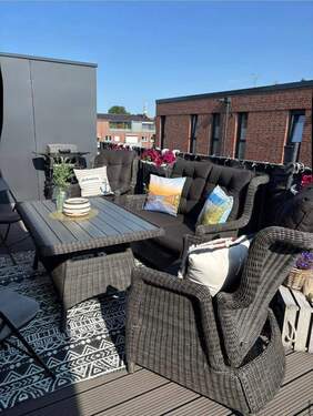 Dachterrasse - Traumhafte 4-Zimmer-Wohnung mit Dachterrasse in Horneburg
