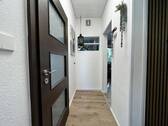 Wohnungseingang Hochpaterre - 