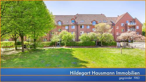 Hausansicht - Dein Platz an der Sonne - 3 Zimmer mit Westbalkon in Norderstedt-Mitte