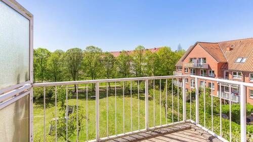 Balkon und Ausblick - 3 Zimmer Etagenwohnung in Norderstedt