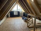 Spitzboden (1) - 