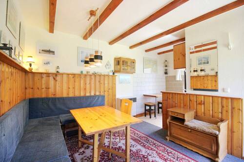 Wohnbereich - Mehrfamilienhaus, Wohnhaus mit 32,00 m&sup2; in Dierhagen zum Kaufen