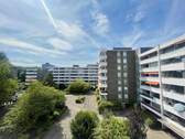 Aussicht - 4 Zimmer Etagenwohnung zur Miete in Köln / Junkersdorf