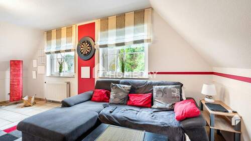 1. OG Wohnzimmer 1 2 - 