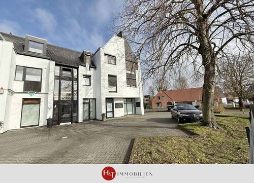 H&T Immobilien - Etagenwohnung in Stuhr - Vermietete 2-Zimmer-Wohnung mit Loggia & Stellplatz