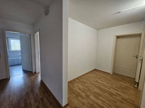 Flur mit Ankleide OG - 