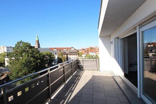 Sonniger Balkon - 