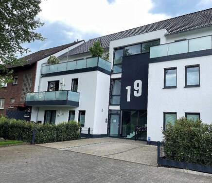 Bild 1 - 1 Zimmer Apartment mit Einbauküche, Garten und Tiefgarage im KfW 55 - Standard