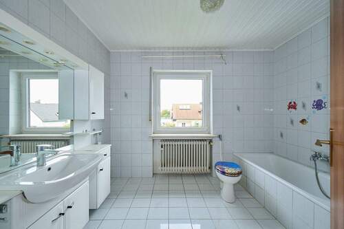 EFH Geiselhöring Bad OG I - 
