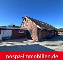 Mehrfamilienhaus bei Dagebüll - 3 Wohneinheiten unter einem Dach vereint mit großer Doppelgarage.