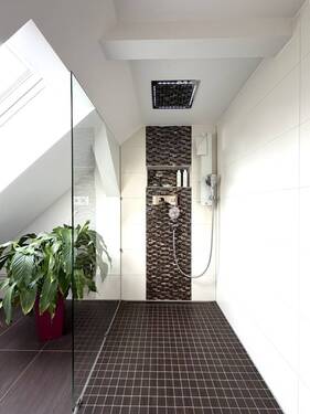 Dusche Bad 2 Dachgeschoss - 