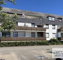 Schöne 2-Zi. Dachgeschosswohnung mit Loggia und Stellplatz in Lübeck St. Jürgen
