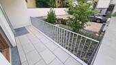 Blick auf die Terrasse - 3 Zimmer Etagenwohnung in Frankfurt am Main / Gutleutviertel