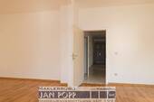 Wohnzimmer-Diele - Terrassenwohnung mit 119,80 m&sup2; in Greiz zur Miete