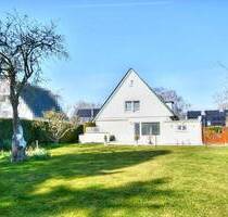Travemünde. Einfamilienhaus auf EIGENLAND nahe GolfplatzStrand. Massive Bauweise, sehr gepflegt! - Lübeck / Travemünde