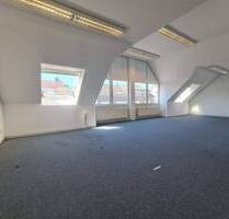 Repräsentative Büroetage in bevorzugter Lage von Offenbach - Offenbach am Main Bieber