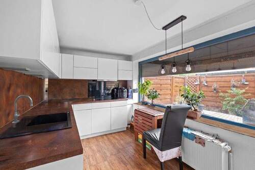 Einbauküche - 4 Zimmer Reihenmittelhaus zum Kaufen in Seevetal