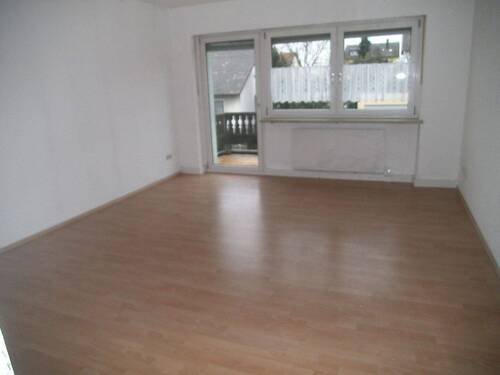 Wohnzimmer - 5 Zimmer Etagenwohnung zur Miete in Amberg