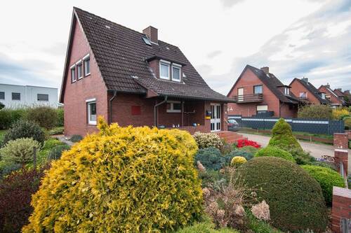 Haus und Garten Ans. 2 - 4 Zimmer Einfamilienhaus zum Kaufen in Stade