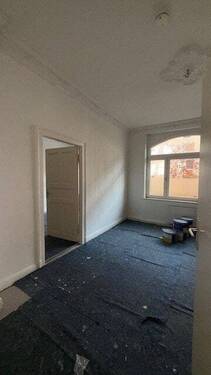 Wohnzimmer - Charmante Studenten-Wohnung in Kassel mit Balkon