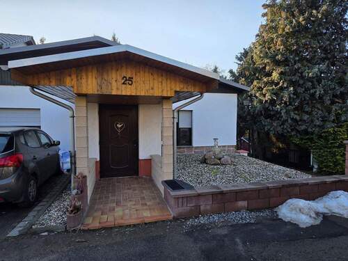 Bild 2 - 7 Zimmer Doppelhaushälfte zum Kaufen in Petersberg OT Gutenberg