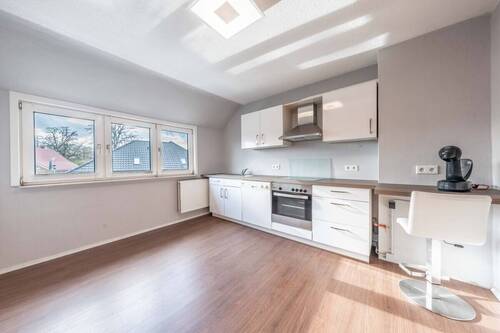 Eine offene Küche kombiniert - 