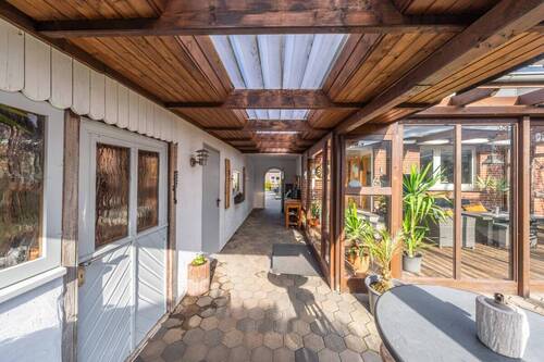 Gut überdacht kommen Sie trockenen Fußes - 