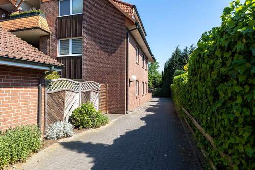 Auffahrt - 3 Zimmer Etagenwohnung zum Kaufen in Delmenhorst