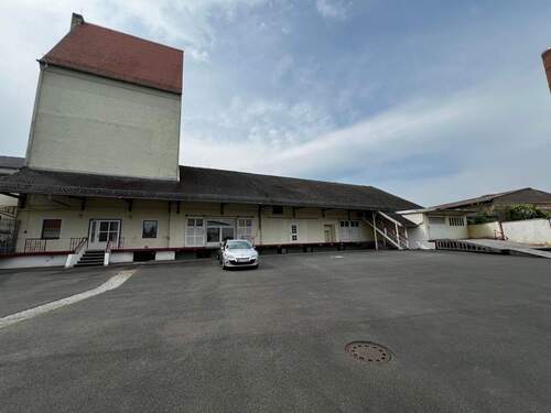 15198-kurz - Gewerbeobjekt mit Büros und großer Freifläche