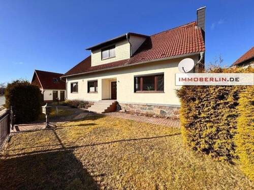 1.jpg - 9 Zimmer Einfamilienhaus in Mönkebude