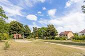 Spielplatz in Umgebung - 