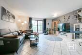Wohnzimmer - 4 Zimmer Doppelhaushälfte in Nützen