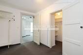 V9915 OG - Flur - 
