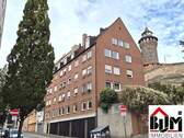 Ansicht - *Besonders - Blick über die Dächer von Nürnberg - Maisonette - Einbauküche möglich*