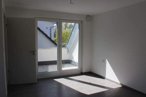 schlafzimmer.JPG - Etagenwohnung mit 71,50 m² in Nürtingen zur Miete