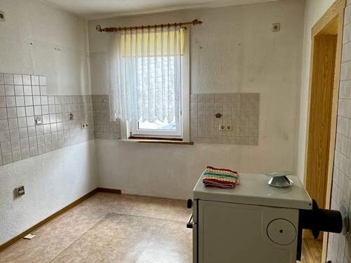 IMG_2052 - 7 Zimmer Mehrfamilienhaus, Wohnhaus in Gillersdorf