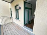 Balkon - Etagenwohnung mit 74,60 m&sup2; in Leipzig zur Miete
