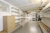 V9915 KG - Raum 1.1 - 
