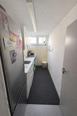 Küche - 2 Zimmer Etagenwohnung zum Kaufen in Stuttgart