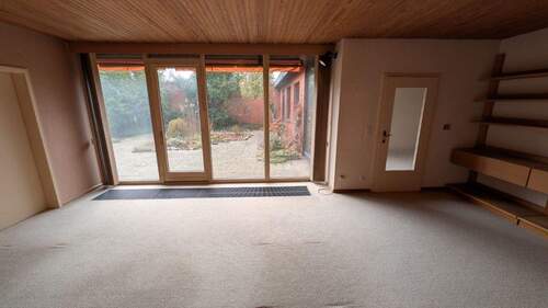 Wohnzimmer - 6 Zimmer Mehrfamilienhaus, Wohnhaus zum Kaufen in Bremen