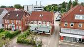 V10189-3 Außenansicht 3 - 9 Zimmer Mehrfamilienhaus, Wohnhaus in Eutin