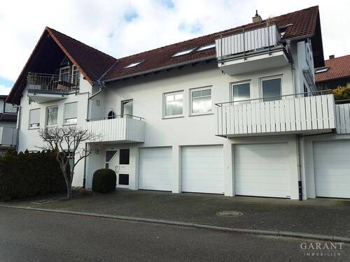 Frontansicht Haus - 2 Zimmer Terrassenwohnung zur Miete in Erlenbach